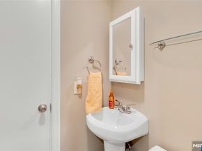 1130 Edgewood Lane, Fort Lee NJ 07024