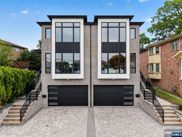 156 Morningside Lane, Palisades Park NJ 07650