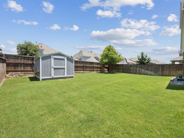 809  Nathanael Greene Court , Aubrey Texas 76227