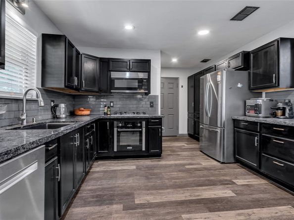 2201 N Mill Street , Lewisville Texas 75057