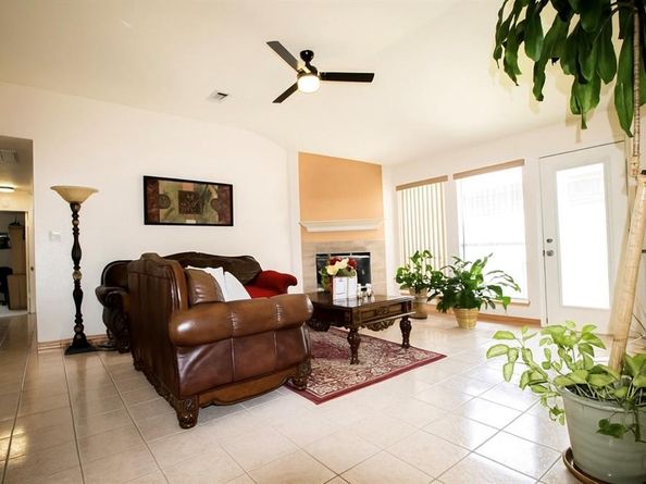 1363  Yorkshire Street  2, Fort Worth Texas 76134