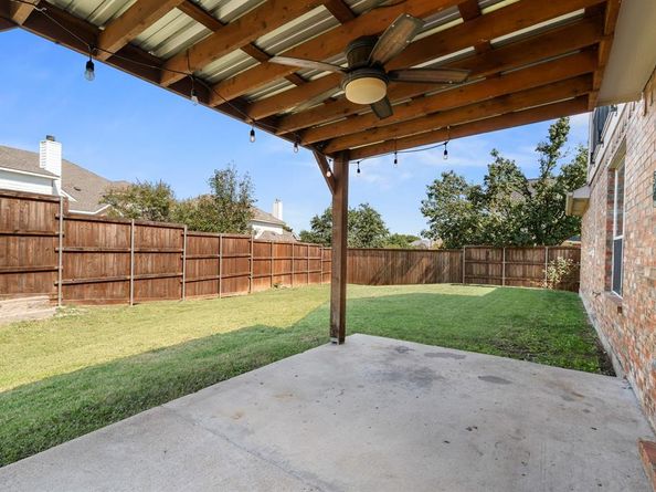 502  Connemara Court , Celina Texas 75009