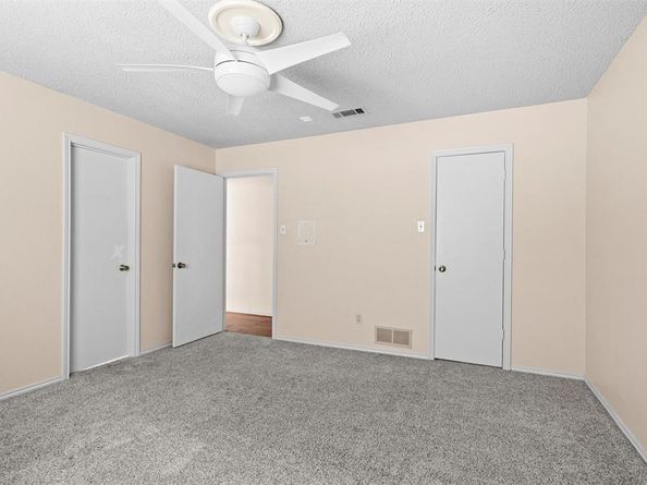 2607  Augusta Lane , Arlington Texas 76012