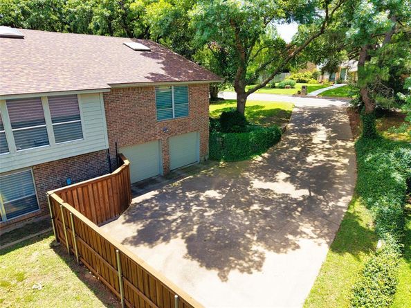 2607  Augusta Lane , Arlington Texas 76012