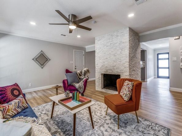 2323  Van Cleave Drive , Dallas Texas 75216