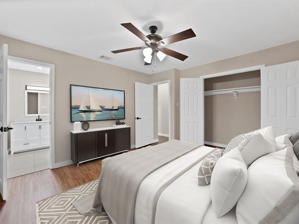 824 E Prairie View Road , Crowley Texas 76036