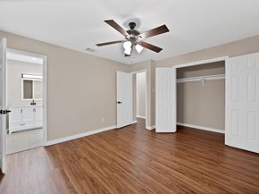 824 E Prairie View Road , Crowley Texas 76036