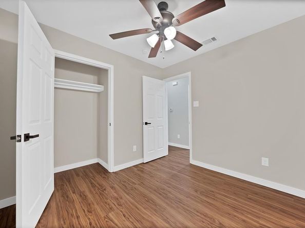 824 E Prairie View Road , Crowley Texas 76036