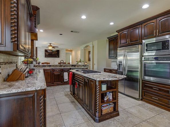 1  Foxborough Court , Heath Texas 75032