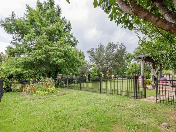 1  Foxborough Court , Heath Texas 75032