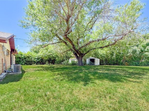 3217  Ridgeview Lane , Irving Texas 75062