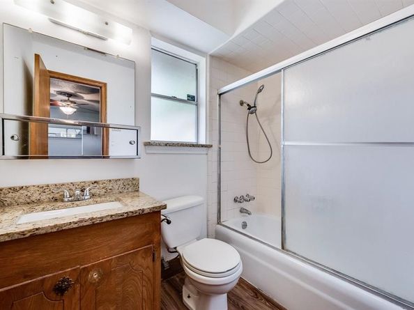 3217  Ridgeview Lane , Irving Texas 75062