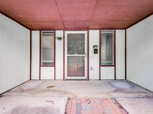 3217  Ridgeview Lane , Irving Texas 75062