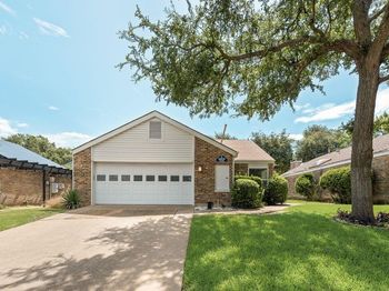 14826  Le Grande Drive 