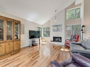 14826  Le Grande Drive , Addison Texas 75001