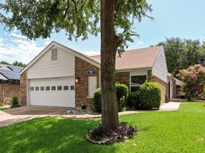 14826  Le Grande Drive , Addison Texas 75001