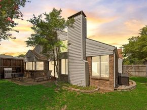 14826  Le Grande Drive , Addison Texas 75001