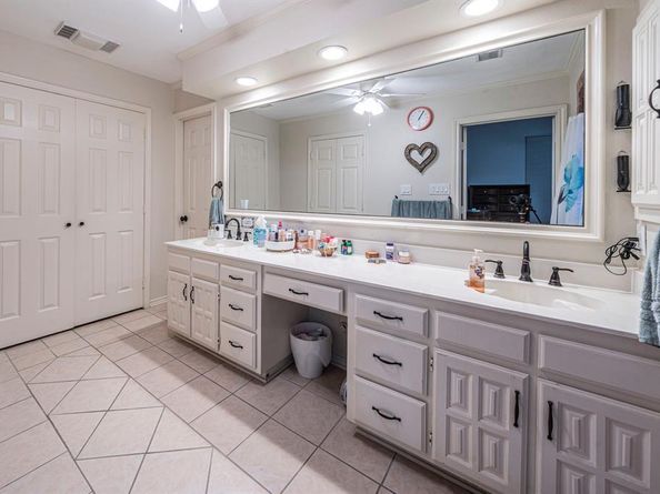 5609  Euclid Drive , Arlington Texas 76013