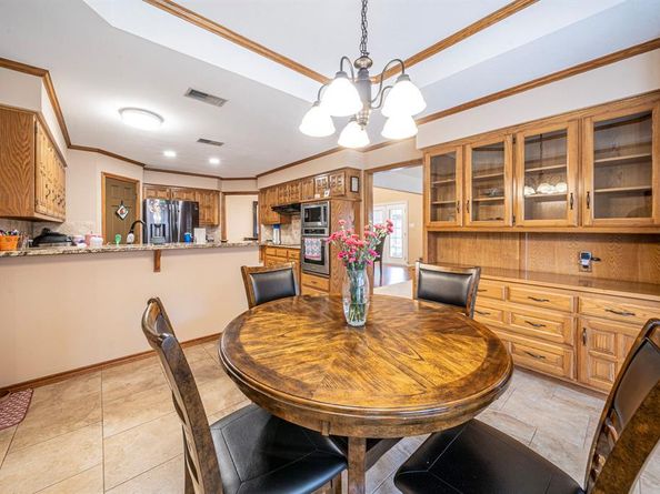 5609  Euclid Drive , Arlington Texas 76013