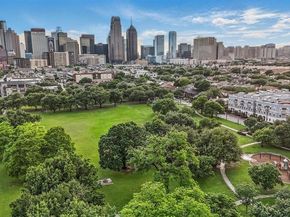3105  San Jacinto Street  207, Dallas Texas 75204