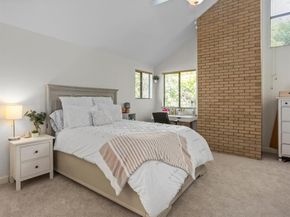 2633  McCart Avenue , Fort Worth Texas 76110