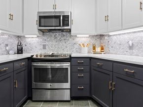 2633  McCart Avenue , Fort Worth Texas 76110