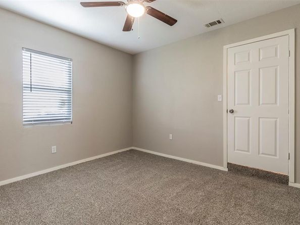 1610  Florence Street , Arlington Texas 76010