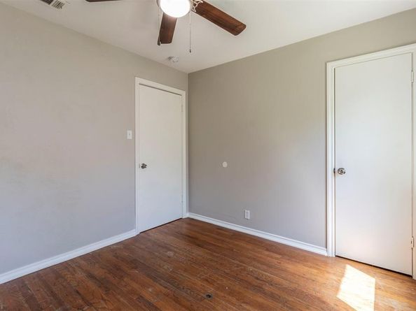 1610  Florence Street , Arlington Texas 76010
