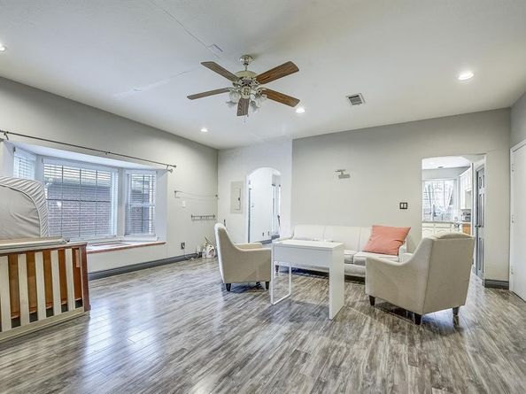 2301  Mapleleaf Lane , Flower Mound Texas 75028