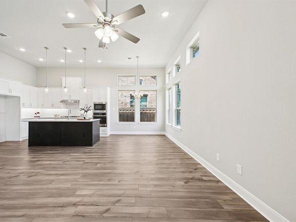 2067  Spotted Fawn Drive , Arlington Texas 76005