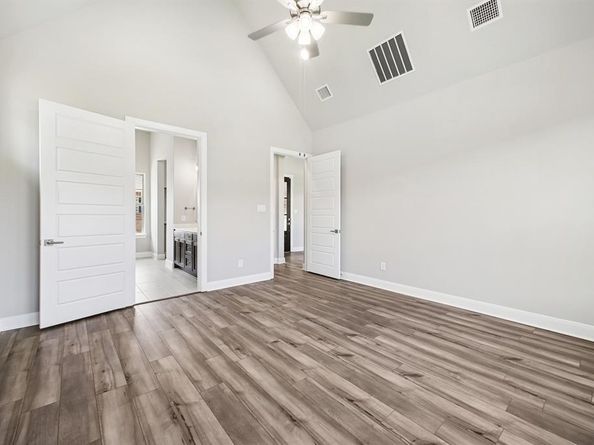 2067  Spotted Fawn Drive , Arlington Texas 76005