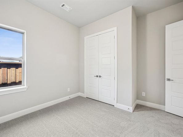 2067  Spotted Fawn Drive , Arlington Texas 76005
