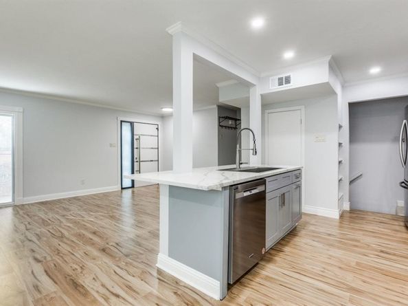 2638  Custer Parkway  B, Richardson Texas 75080