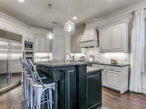 6363  Vanderbilt Avenue , Dallas Texas 75214