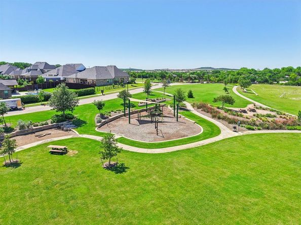 424  Trigger Trail , Argyle Texas 76226