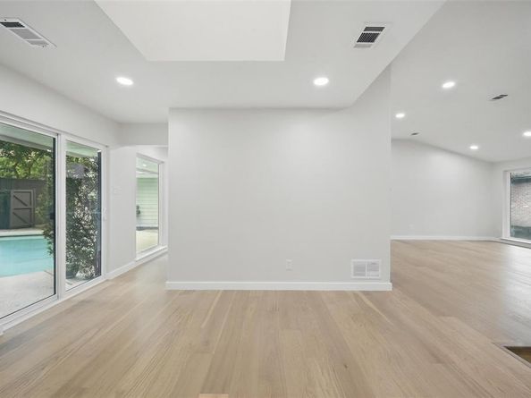 6407  Laurel Valley Road , Dallas Texas 75248