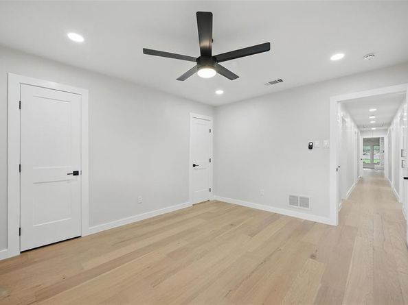 6407  Laurel Valley Road , Dallas Texas 75248