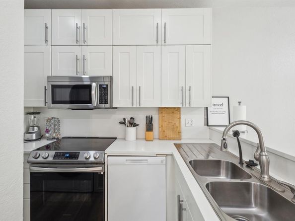 4800 W Lovers Lane  113, Dallas Texas 75209
