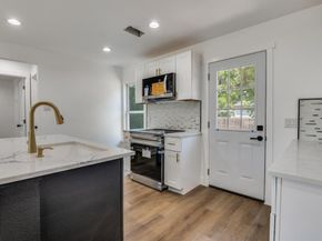 1103 W Saner Avenue , Dallas Texas 75224