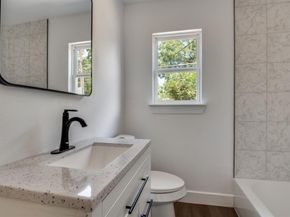 1103 W Saner Avenue , Dallas Texas 75224