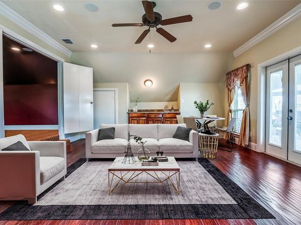 3072  Rosebud Court , Grand Prairie Texas 75104