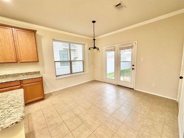 932  King George Lane , Savannah Texas 76227