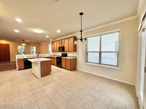 932  King George Lane , Savannah Texas 76227