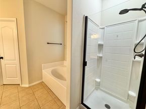 932  King George Lane , Savannah Texas 76227