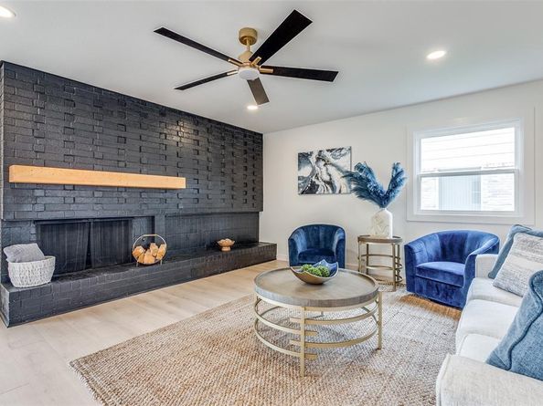 3741  Crown Shore Drive , Dallas Texas 75244