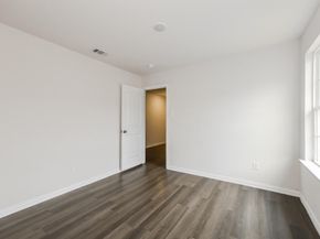 4813  Chapman Street , Fort Worth Texas 76105