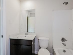 4813  Chapman Street , Fort Worth Texas 76105