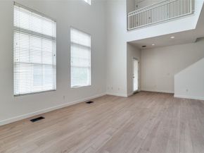 3251  Cambrick Street  13, Dallas Texas 75204