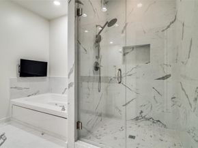3251  Cambrick Street  13, Dallas Texas 75204