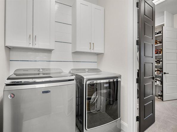5495  Ashby Grove Street , Dallas Texas 75209
